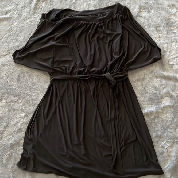 JFW Dresses & Skirts - JFW Little black dress, 2X, no issues. Belt and gathered waist, open sleeves.